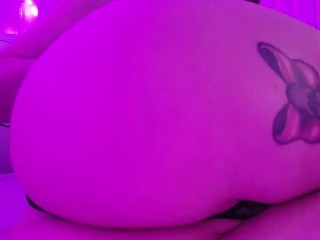 Serving up relaxed feels.