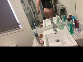 Graffiti Slut loves vandals