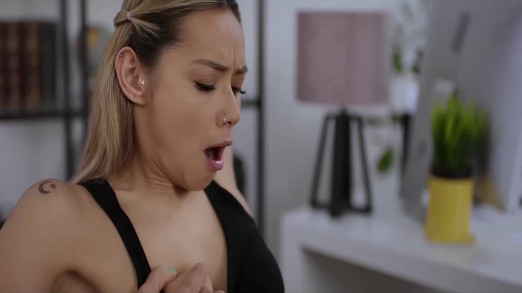 Veronica And Sofis Futa Transformation Sex - Sofi Vega Official And Veronica Leal