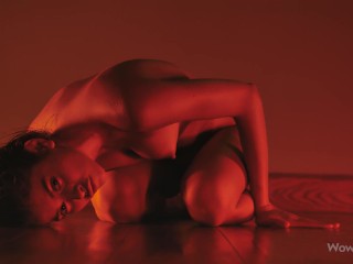 WOWGIRLS Beautiful Ukrainian model Alissa Foxy showing us her perfect body