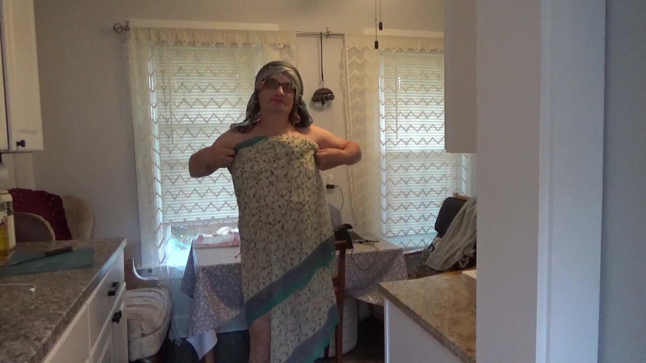 Ladyboy Sveta Lu-sin. 2023f