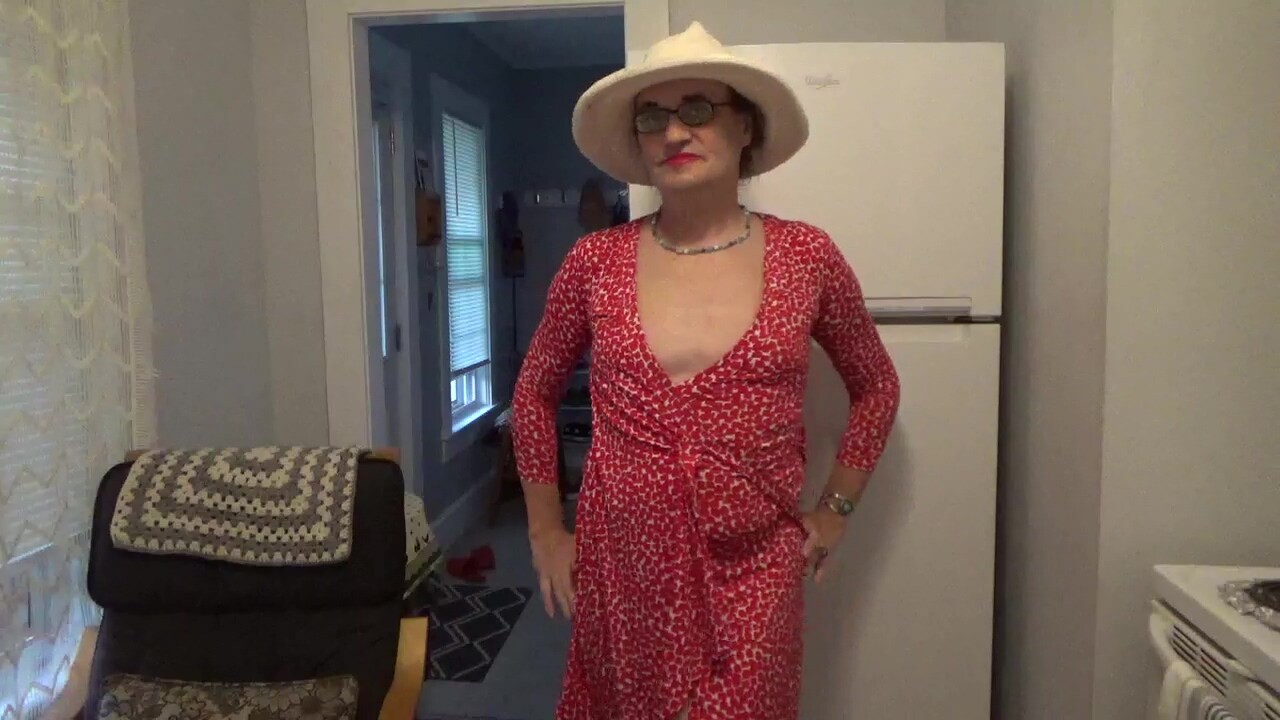 Lady in red. Sveta Lu-sin. 2023