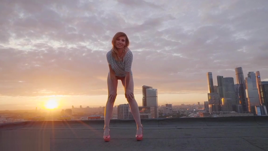 Jeny Smith fishnet pantyhose public photo set