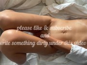 ???? Naughty Babe's Solo Play in Bed, Watching Porn and Moaning Loudly